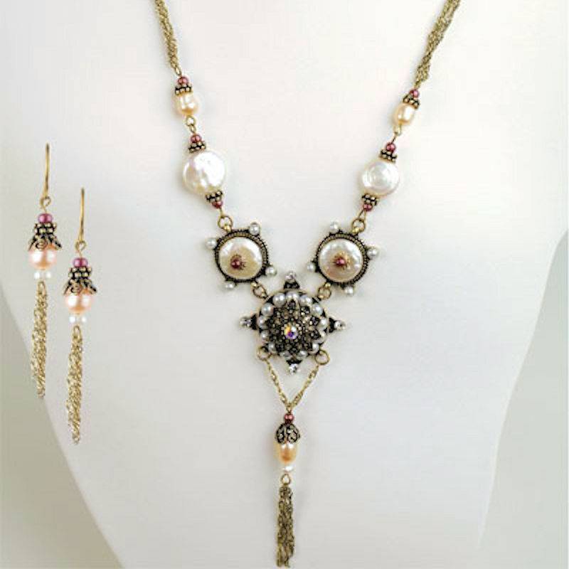 Jewelry Set Victorian Elegance Vintage Chic Necklace and Earring